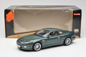 Aston Martin DB7 Vantage Zaļš Maisto 1:18 36880 Metāls — attēls 8 no 8
