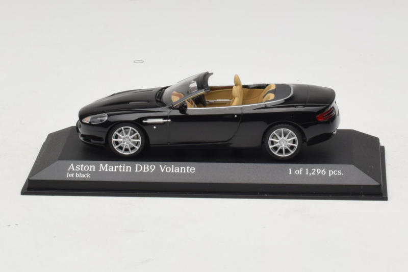 Aston Martin DB9 Kabriolets Melns Minichamps 1:43 400137330 Metāls