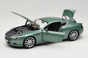 Aston Martin DB9 Zaļš Minichamps 1:18 150137322 Metāls — attēls 2 no 8