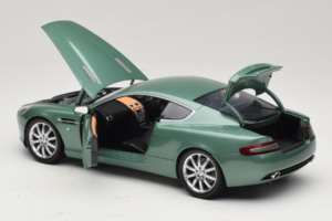 Aston Martin DB9 Zaļš Minichamps 1:18 150137322 Metāls — attēls 5 no 8