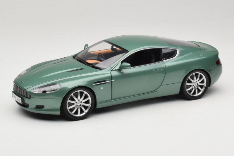 Aston Martin DB9 Zaļš Minichamps 1:18 150137322 Metāls