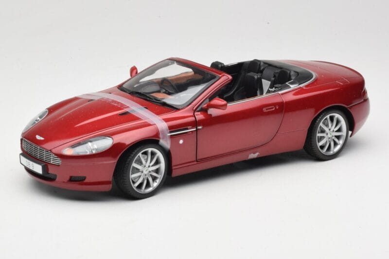 Aston Martin DB9 Volante Sarkans Solido 1:18 8163 Metāls
