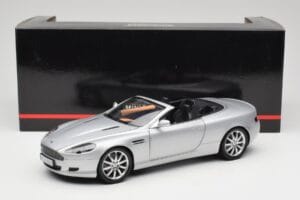 Aston Martin DB9 Volante Sudrabs Minichamps 1:18 150137334 Metāls — attēls 8 no 8