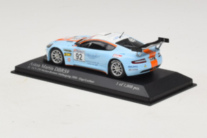 Aston Martin DBRS9 Gulf #92 T. Enge / Lechner VLN 250 Nurburgring 2008 Minichamps 1:43 400081392 Metāls — attēls 3 no 4