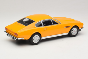 Aston Martin DBS Dzeltens GT Spirit 1:18 GT079 Sveķi — attēls 2 no 6