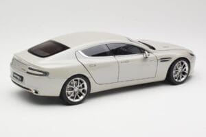 Aston Martin Rapide S Silver Fox AUTOart 1:18 70258 Metāls — attēls 3 no 8