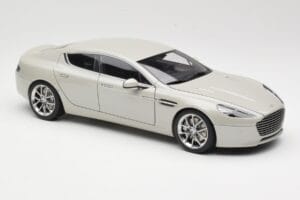 Aston Martin Rapide S Silver Fox AUTOart 1:18 70258 Metāls — attēls 6 no 8