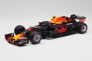 Aston Martin Red Bull Racing RB14 Tag Heuer #33 M. Verstappen Mexican GP 2018 Minichamps 1:18 110181933 Metāls