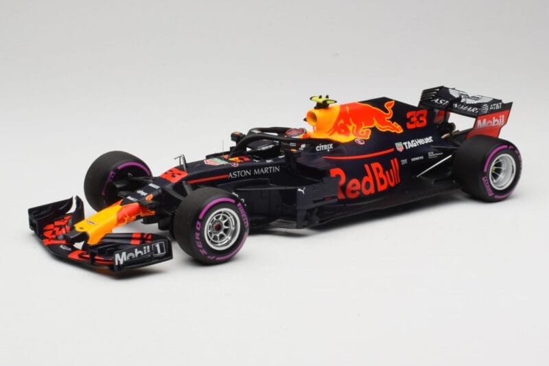 Aston Martin Red Bull Racing RB14 Tag Heuer #33 M. Verstappen Mexican GP 2018 Minichamps 1:18 110181933 Metāls