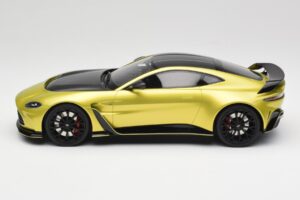 Aston Martin V12 Vantage Final Edition Cosmopolitan Yellow TopSpeed 1:18 TS0453 Metāls — attēls 3 no 6