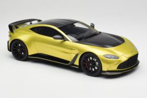 Aston Martin V12 Vantage Final Edition Cosmopolitan Yellow TopSpeed 1:18 TS0453 Metāls — attēls 4 no 6