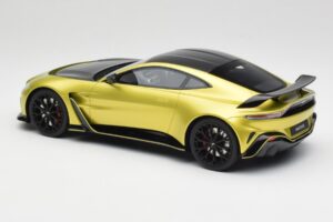 Aston Martin V12 Vantage Final Edition Cosmopolitan Yellow TopSpeed 1:18 TS0453 Metāls — attēls 5 no 6