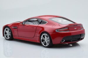 Aston Martin V12 Vantage Sarkans AUTOart 1:18 70208 Metāls — attēls 7 no 8