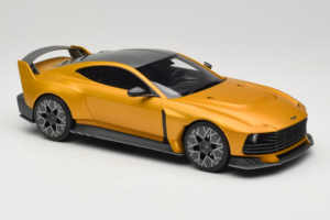 Aston Martin Valiant Auric Gold Metallic GT Spirit 1:18 GT546 Sveķi — attēls 4 no 6