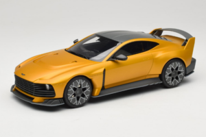Aston Martin Valiant Auric Gold Metallic GT Spirit 1:18 GT546 Sveķi