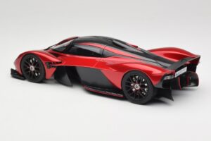 Aston Martin Valkyrie AMR Pro Hyper Red TopSpeed 1:18 TS0539 Metāls — attēls 5 no 6