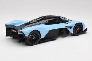 Aston Martin Valkyrie Racing Zils GT Spirit 1:18 GT915 Sveķi — attēls 2 no 6
