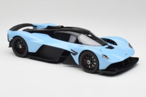 Aston Martin Valkyrie Racing Zils GT Spirit 1:18 GT915 Sveķi — attēls 4 no 6