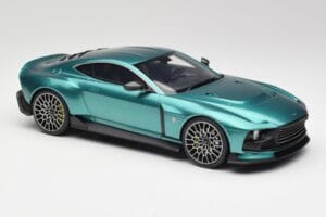 Aston Martin Valour Racing Green GT Spirit 1:18 GT480 Sveķi — attēls 4 no 6