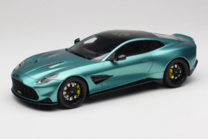 Aston Martin Vanquish Green Metallic GT Spirit 1:18 GT551 Sveķi