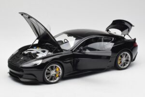 Aston Martin Vanquish Onyx Melns AUTOart 1:18 70247 Metāls — attēls 2 no 8