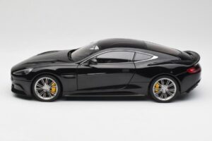 Aston Martin Vanquish Onyx Melns AUTOart 1:18 70247 Metāls — attēls 4 no 8