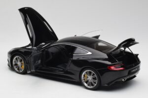 Aston Martin Vanquish Onyx Melns AUTOart 1:18 70247 Metāls — attēls 5 no 8
