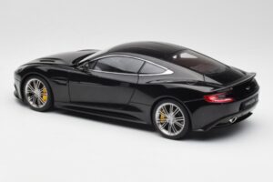 Aston Martin Vanquish Onyx Melns AUTOart 1:18 70247 Metāls — attēls 7 no 8