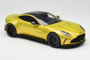 Aston Martin Vantage Cosmopolitan Yellow GT Spirit 1:18 GT514 Sveķi — attēls 4 no 6