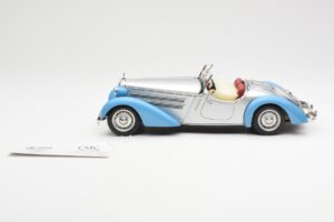 Audi 225 Front Roadster Zili Sudrabs CMC 1:18 M-075B Metāls — attēls 3 no 6