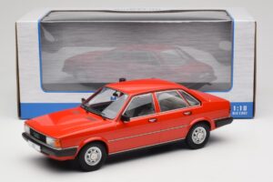 Audi 80 B2 GLS Sarkans MCG 1:18 MCG18526 Metāls — attēls 6 no 6