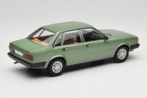 Audi 80 B2 Zaļš MCG 1:18 MCG18525 Metāls — attēls 2 no 6