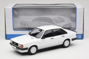 Audi 80 B2 GTE Balts MCG 1:18 MCG18527 Metāls — attēls 6 no 6