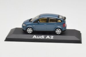 Audi A2 Blue Metallic Minichamps 1:43 20022200748005 Metāls