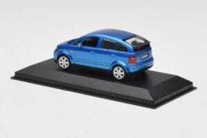 Audi A2 Light Blue Metallic Minichamps 1:43 AUDI007 Metāls — attēls 3 no 4