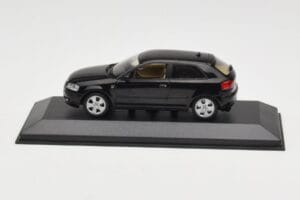 Audi A3 8P Black Metallic Minichamps 1:43 12000 Metāls