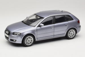 Audi A3 8P Sportback Light Blue Metallic Kyosho 1:18 5010403025 Metāls