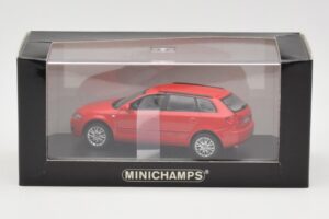 Audi A3 8P Sportback Sarkans Minichamps 1:43 5010403023 Metāls — attēls 4 no 4