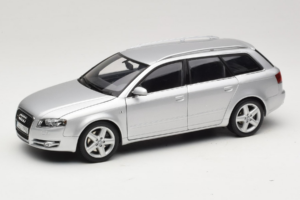 Audi A4 B7 3.2 Quattro Avant Sudrabs Minichamps 1:18 5010404215 Metāls