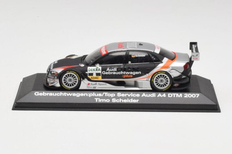 Audi A4 B7 #8 T. Scheider DTM 2007 Minichamps 1:43 5020700143 Metāls