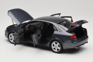 Audi A4 B7 Pelēks Metaliks Minichamps 1:18 100014400 Metāls — attēls 5 no 8