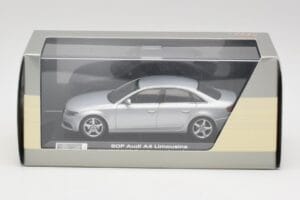 Audi A4 B8 3.2 Quattro Ice Sudraba Minichamps 1:43 5010704113 Metāls — attēls 4 no 4