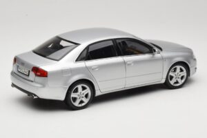 Audi A4 B8 3.2 Quattro Sudrabs Minichamps 1:18 5010404115 Metāls — attēls 3 no 8