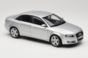 Audi A4 B8 3.2 Quattro Sudrabs Minichamps 1:18 5010404115 Metāls — attēls 6 no 8