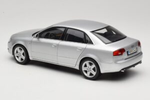 Audi A4 B8 3.2 Quattro Sudrabs Minichamps 1:18 5010404115 Metāls — attēls 7 no 8