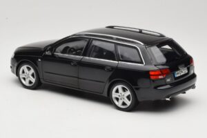 Audi A4 B8 Avant 3.2 Quattro Melns Minichamps 1:18 5010404225 Metāls — attēls 7 no 8