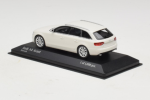 Audi A4 B8 Avant Balts Minichamps 1:43 410011010 Metāls — attēls 3 no 5