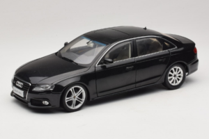 Audi A4L B8 Melns Paudi 1:18 AUDI012 Metāls