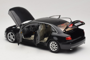 Audi A4L B8 Melns Paudi 1:18 AUDI012 Metāls — attēls 5 no 8