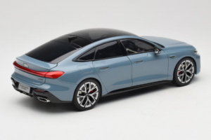 Audi A5L Sportback Pelēcīgi Zils OEM 1:18 ZAM60004B Metāls — attēls 3 no 8